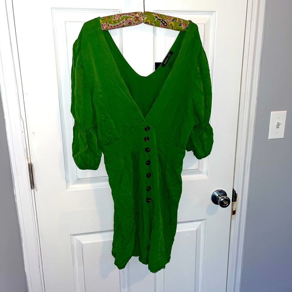 Emerald green puffy sleeve romper